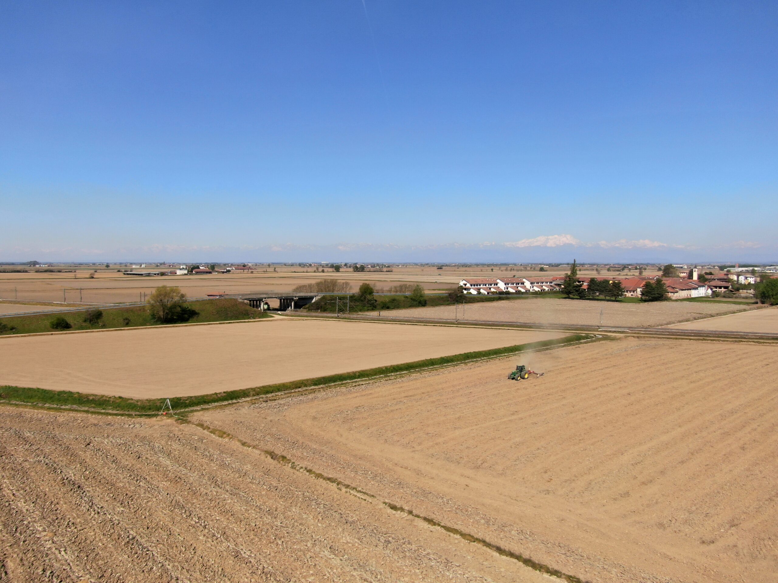 Foto aerea Novara_ asciutta_Giotto droni